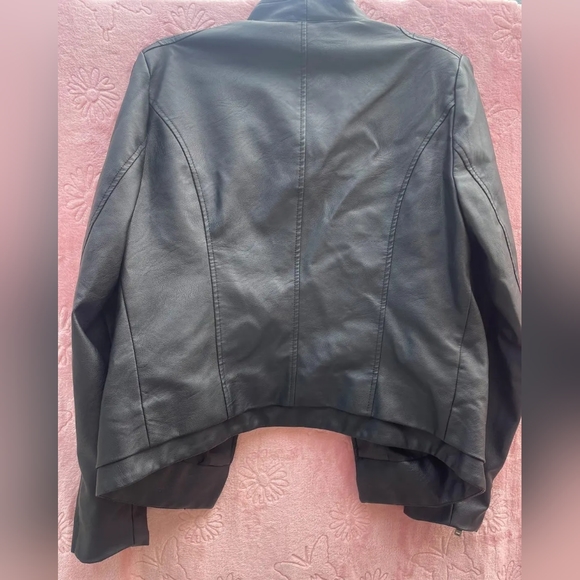 Jacket - Picture 2 of 2